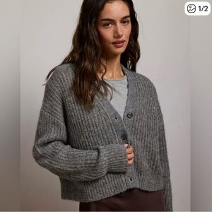 Universal Thread Charcoal shaker stitch Cardigan Sweater